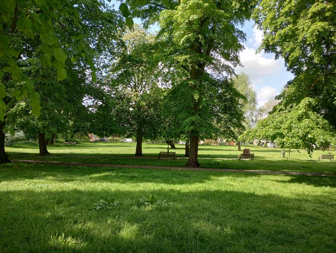 Figure 141: Barnes Green looking west towards Station Road from Laurel Road