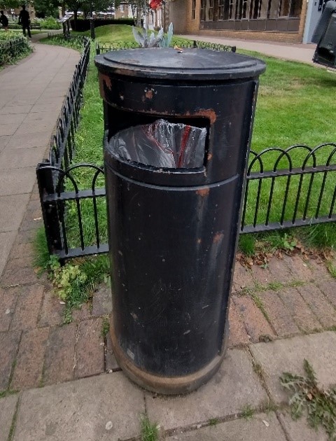 Figure 101 Bin in Elmfield House Gardens