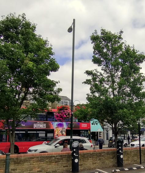 Figure 105 Example of streetlight on High Street