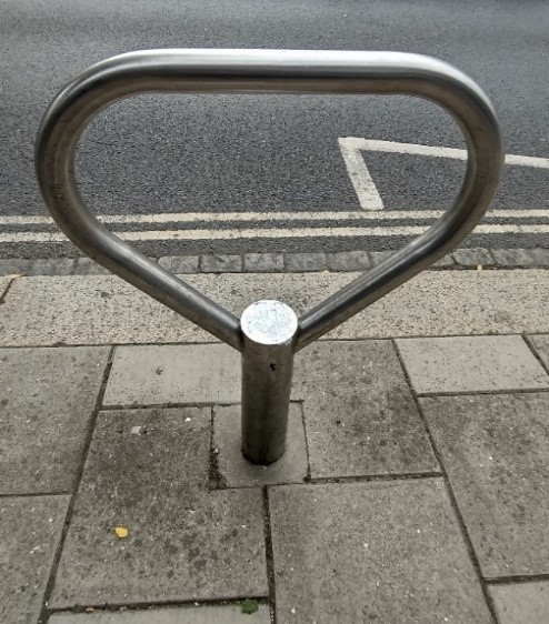 Figure 117 Example of cycle stand on High Street