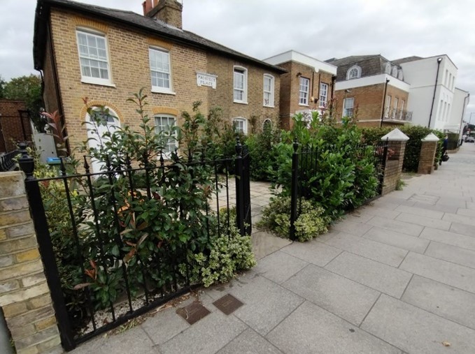 Figure 95 Boundary treatments, 157-159 High Street