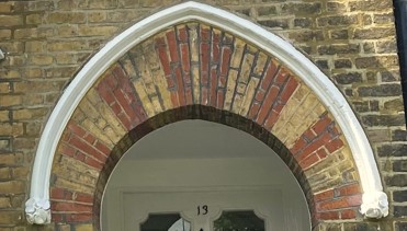 Figure 87 Brick arch at 13 Ferry Road