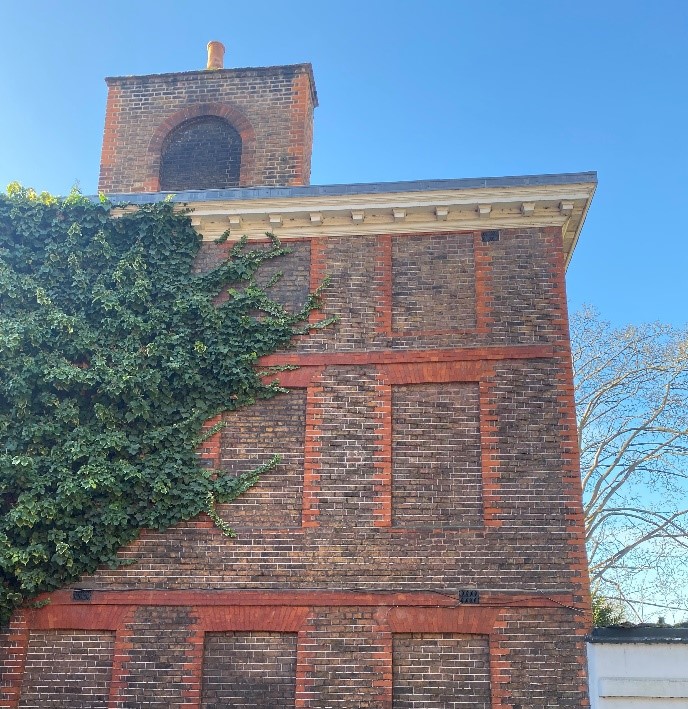 Figure 48 Eaves and chimney detail of Hobart Hall