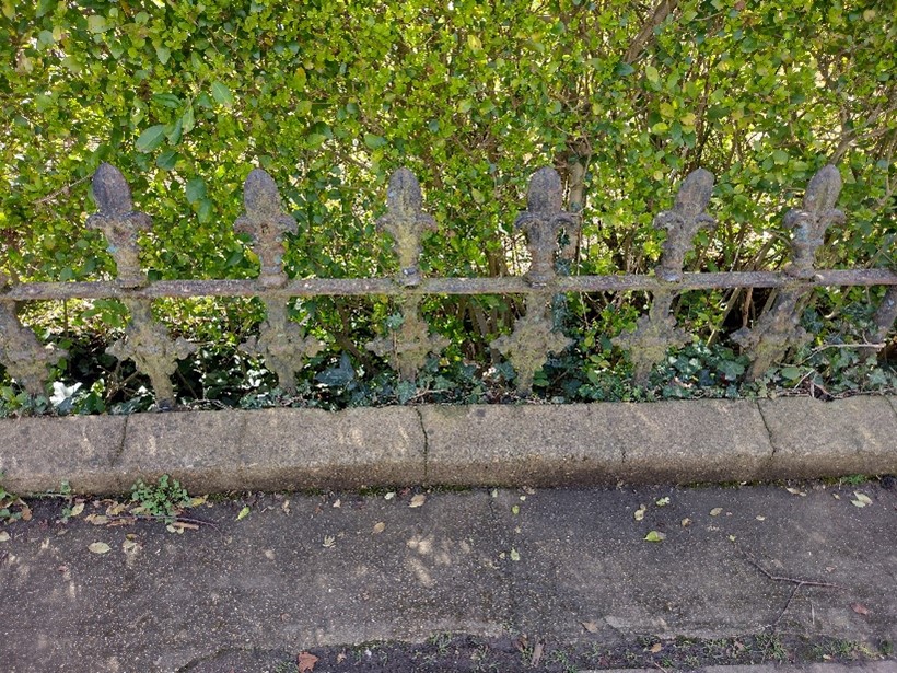 Figure 43 Original railings of The Elms