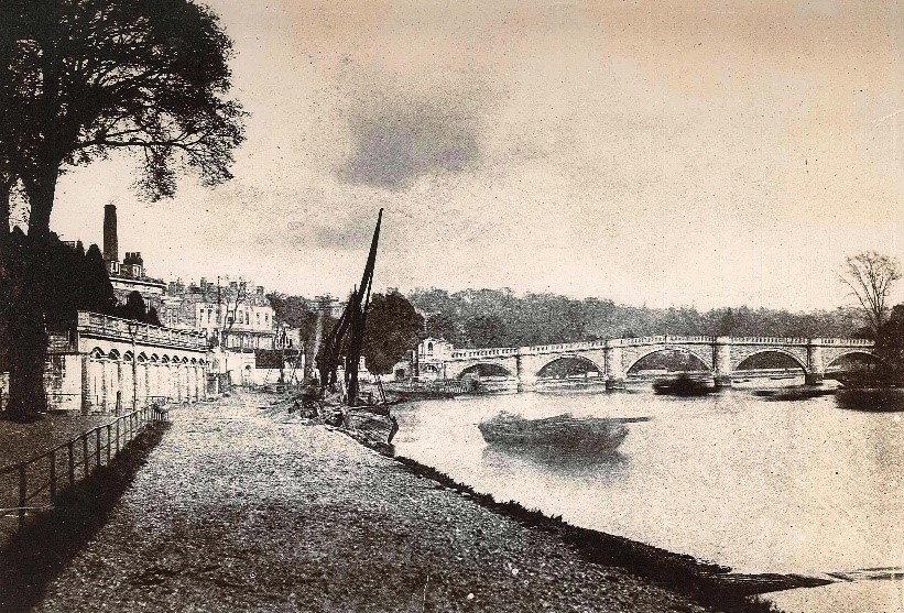 Figure 9 Thames towpath, 1895