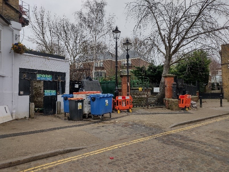 Figure 58 Abundance of bins and clutter between 20 Water Lane and the White Cross Hotel