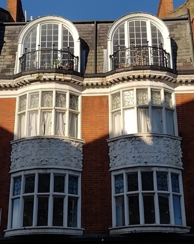 Bow windows, York House, George Street