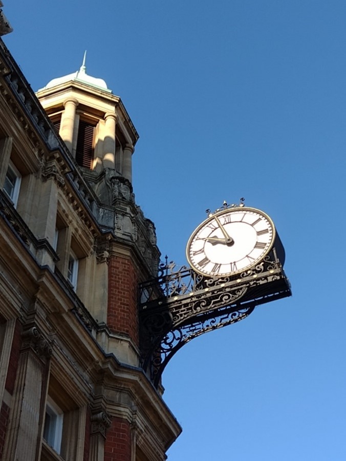 Clock and corner tower, former Town Hall, Hill Street
