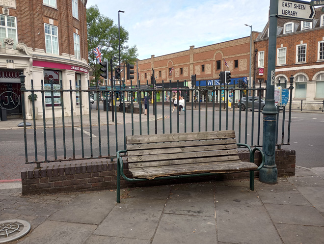 Figure 72: Railings on Milestone Green