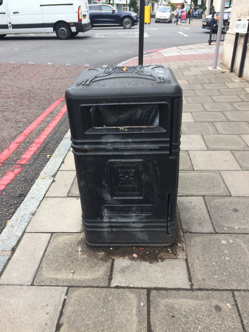 Figure 73: Bin outside no.256 Upper Richmond Road West