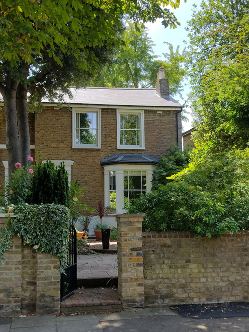 Figure 18: 15 Trafalgar Road. The tripartite glazing pattern is not common in the Conservation Area