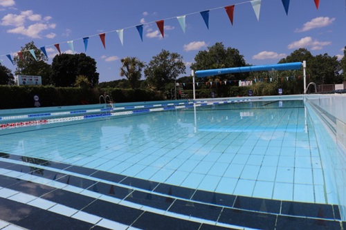Enjoy a family day out when Swim and Stay sessions return to Pools on the Park