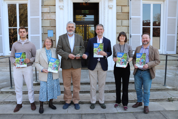 Richmond Council's bold action on air quality wins top award