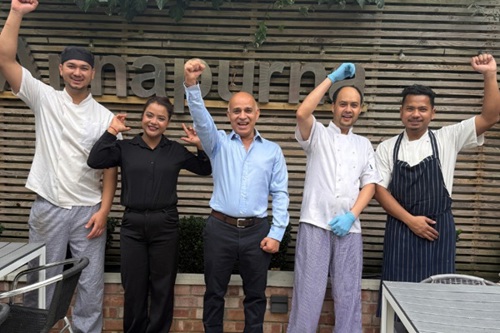 East Sheen Restaurant Raises £2750 for Nepal Relief Fund