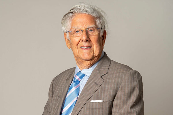 Richmond Council remembers Councillor Geoffrey Samuel