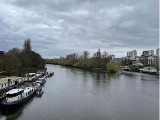 Figure 89: View of Kew Bridge (west)