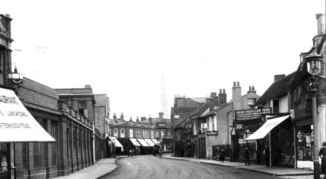Figure 13: The High Street in the 1920s with the police station on the left