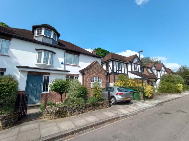 Figure 190: Houses in Beverley Close