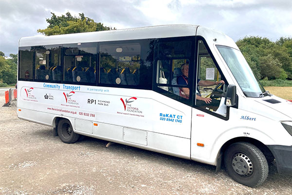 Free minibus service to Richmond Park